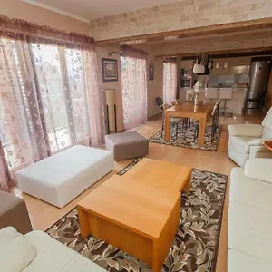 Luxury Near Bacvice Beach Apartamento
